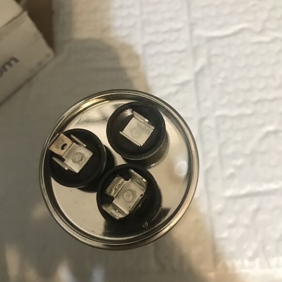 CAPCOM ROUND CAPACITOR 27L880 - Picture 5 of 7